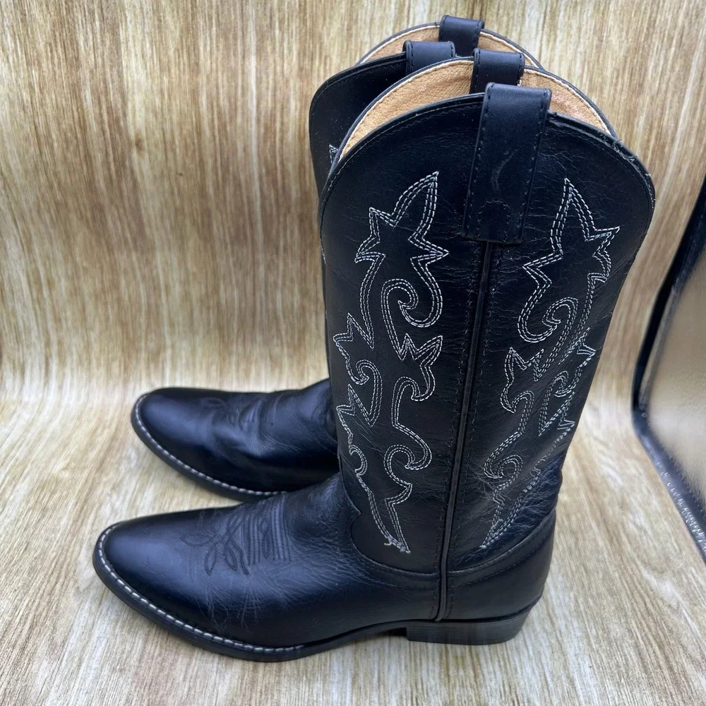 Justin Boots pair free