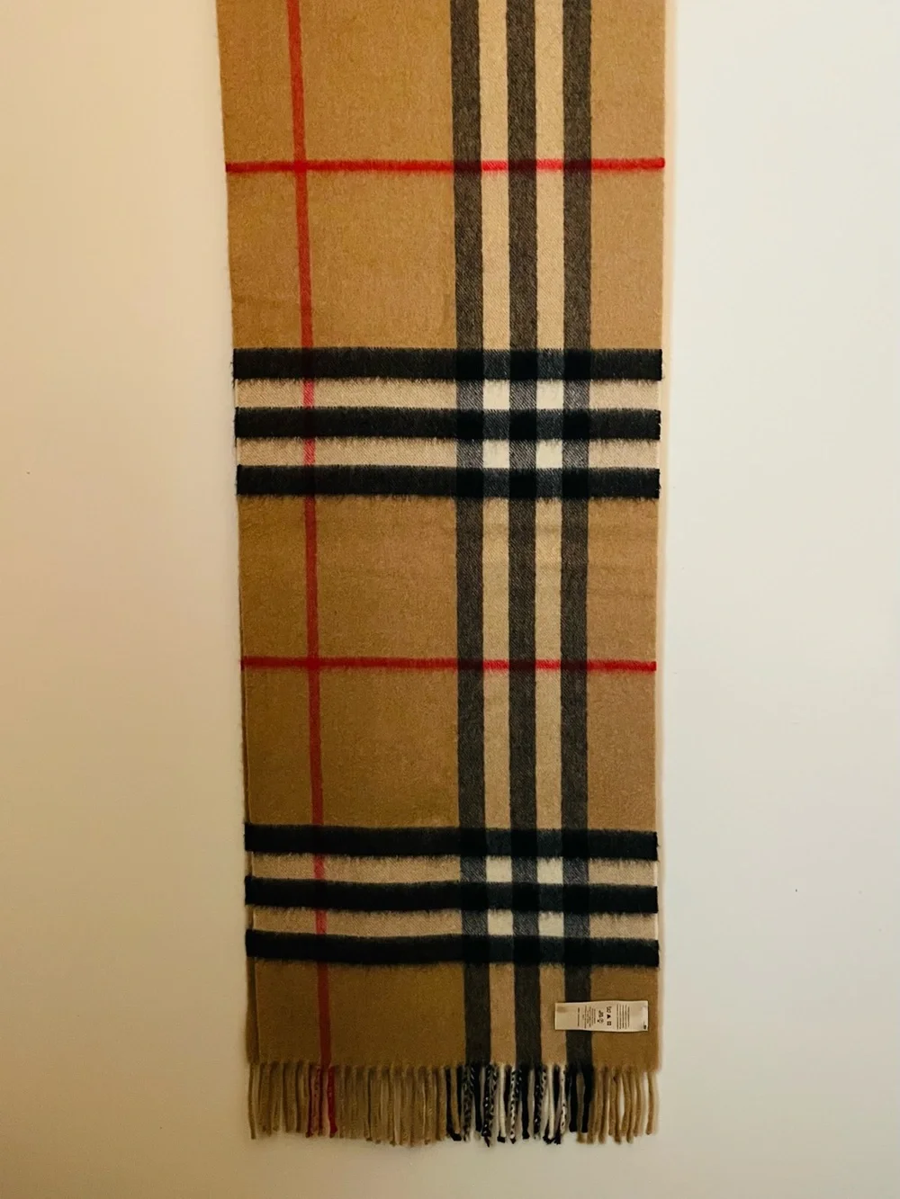 Burberry authentic 100%
