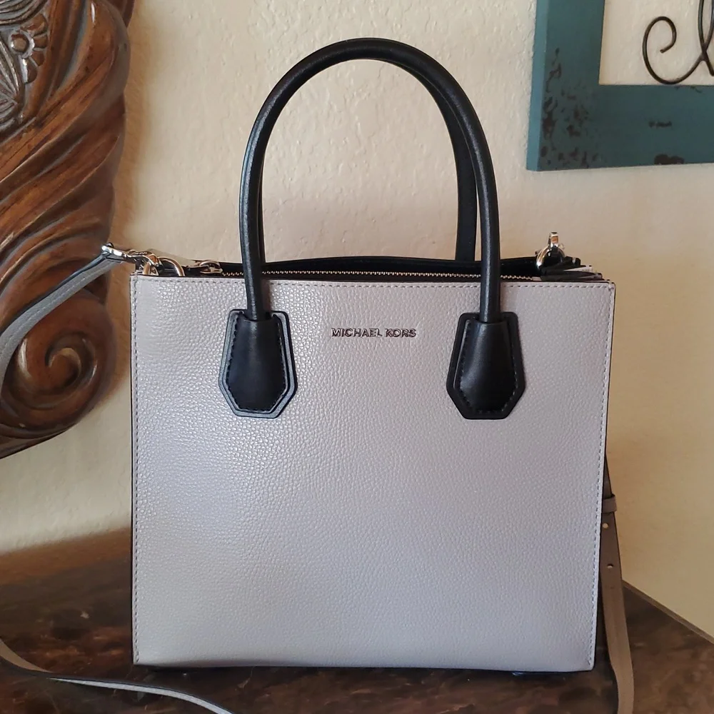 MICHAEL Michael Kors like new