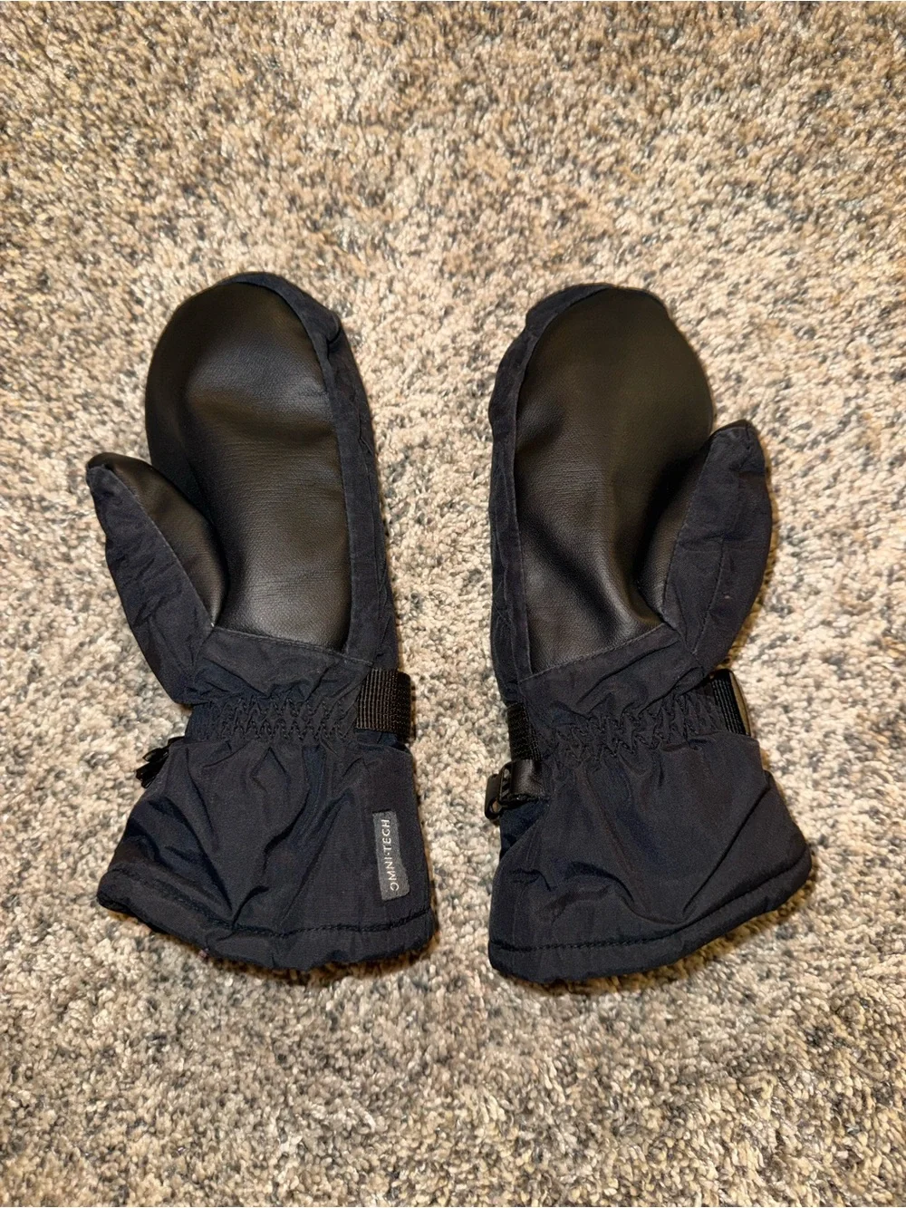 Columbia Black Winter Mittens with Buckle Straps Youth Small