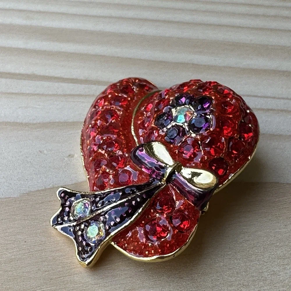 Artisan Crafted for Red Hat Society this 75