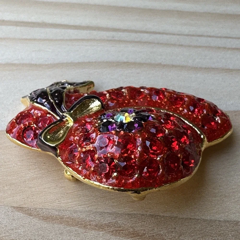 Artisan Crafted for Red Hat Society this 75