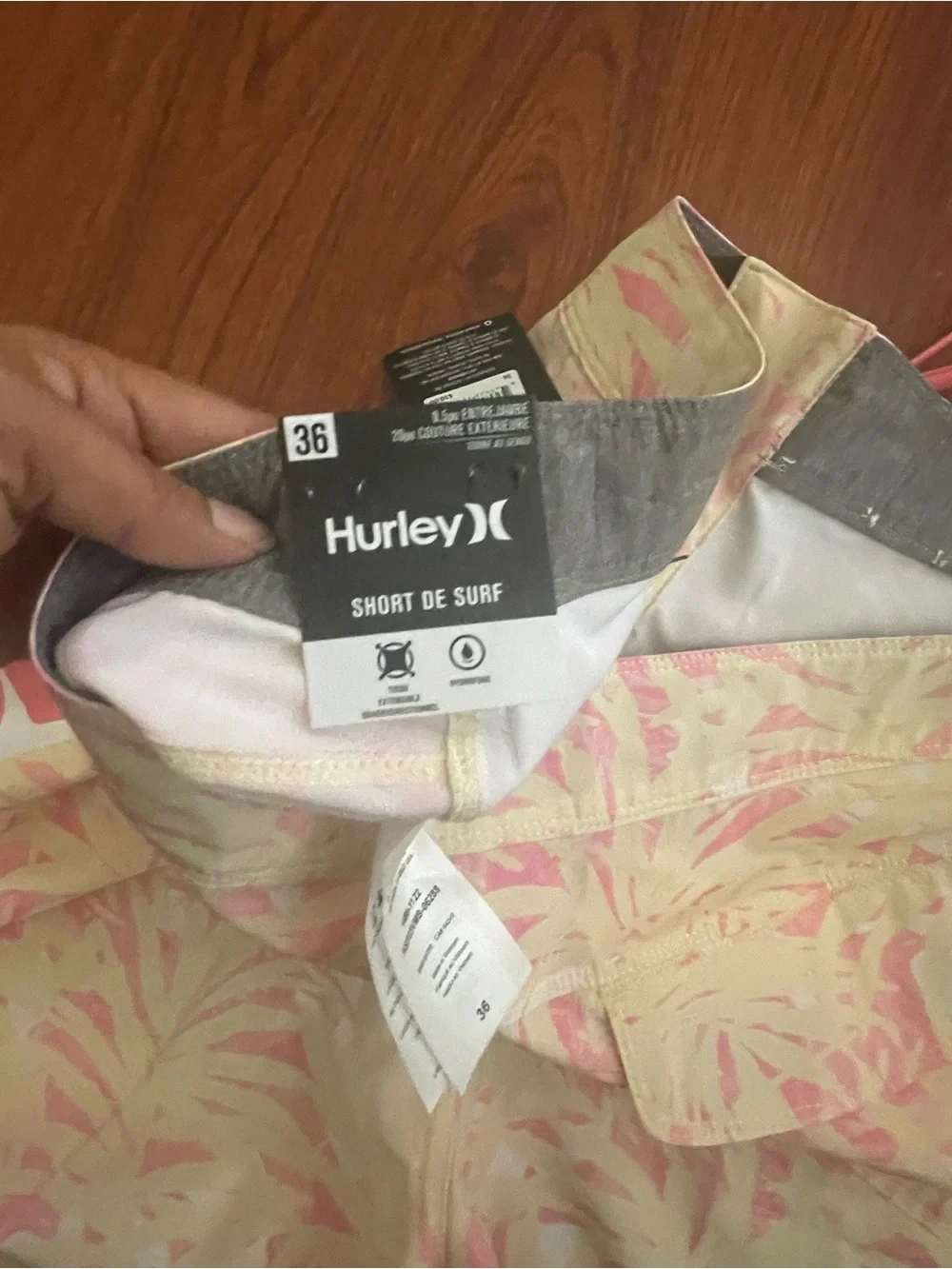 Hurley Men’s Pale Yellow & Pink Palm-Print Board Shorts size 36