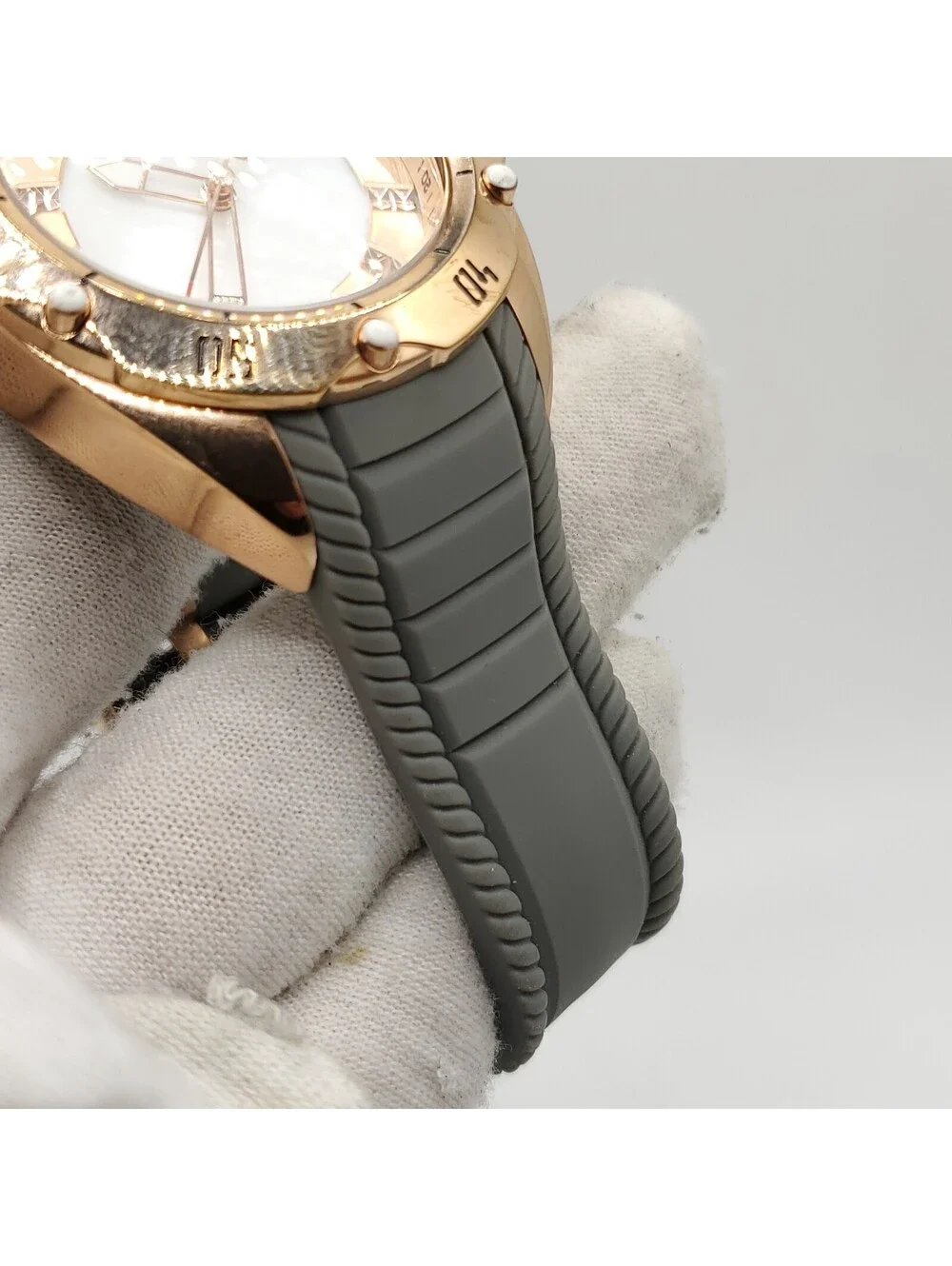 Invicta free questions lower
