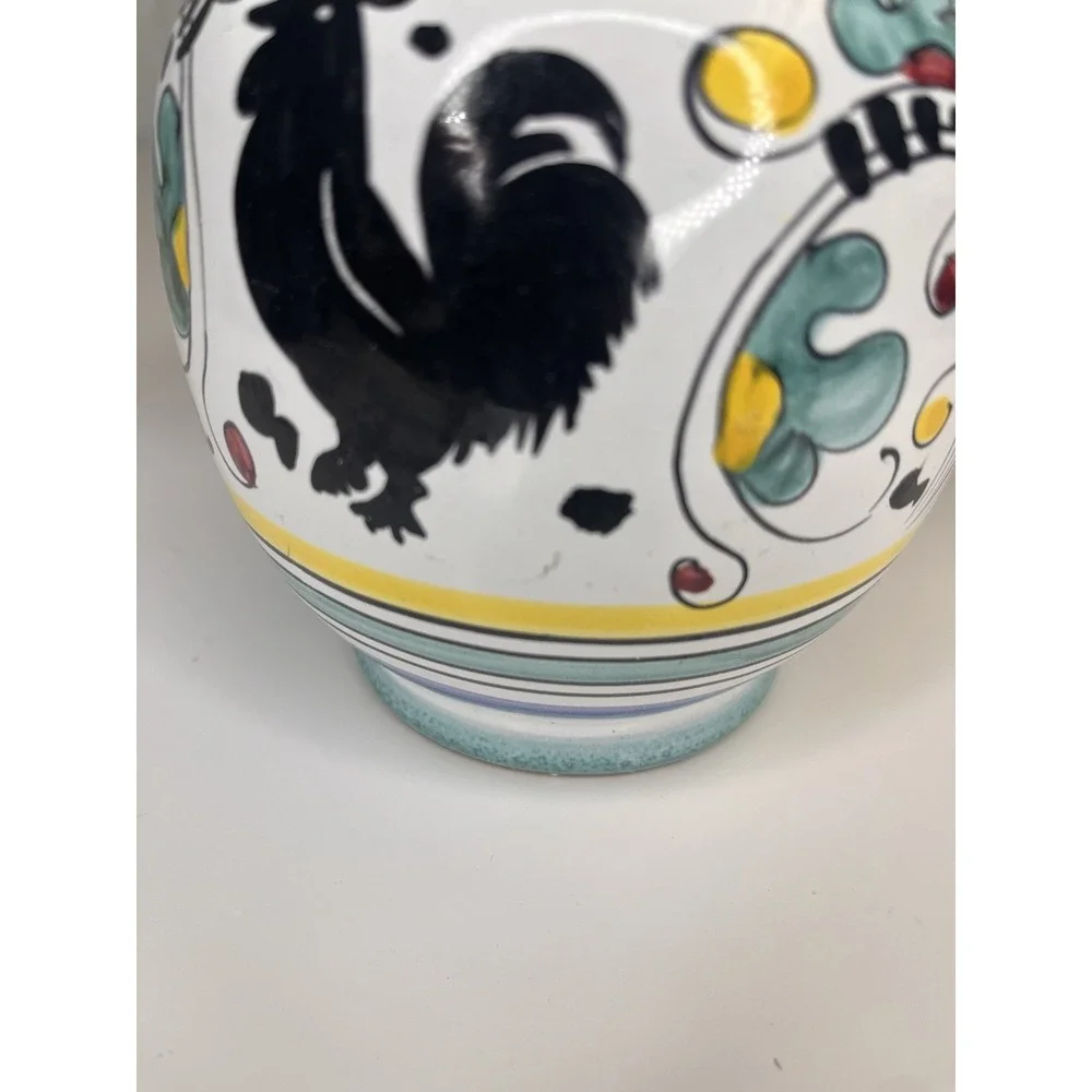 Deruta pitcher black