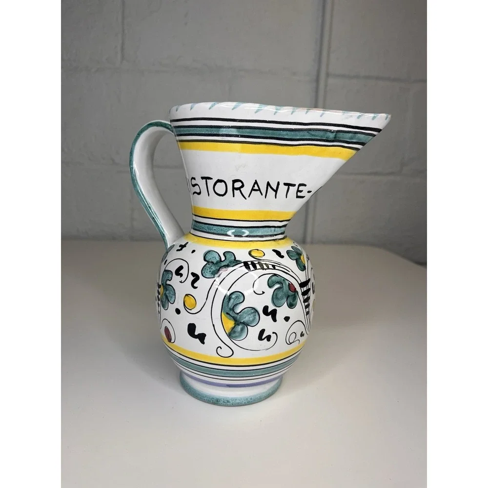 Deruta pitcher black