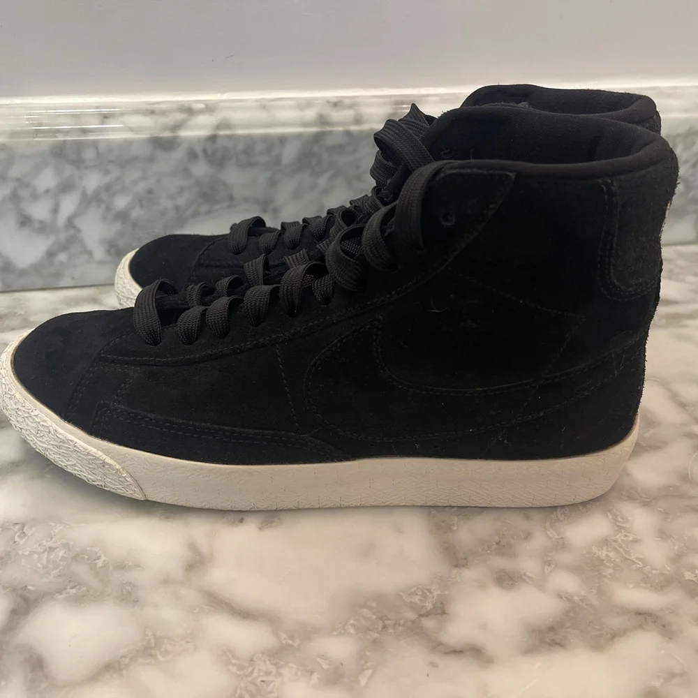 Nike very good
