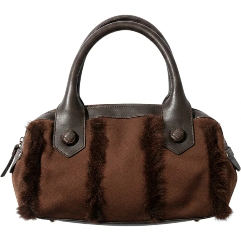 Avon this stylish