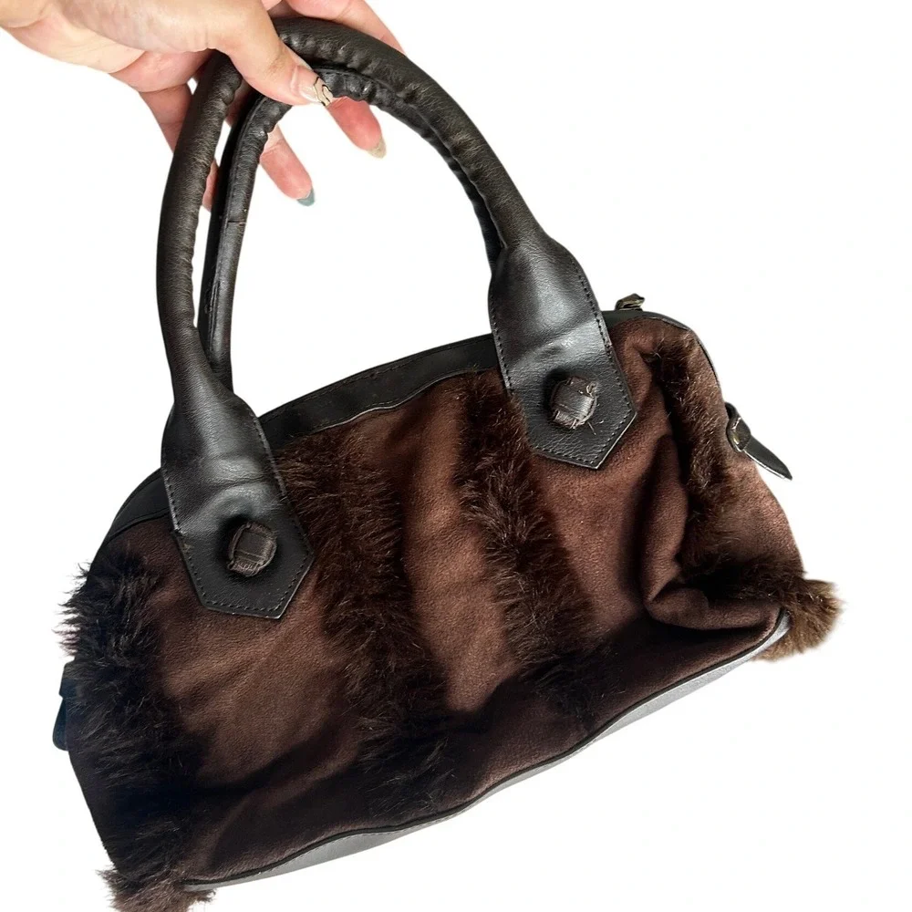 Avon this stylish