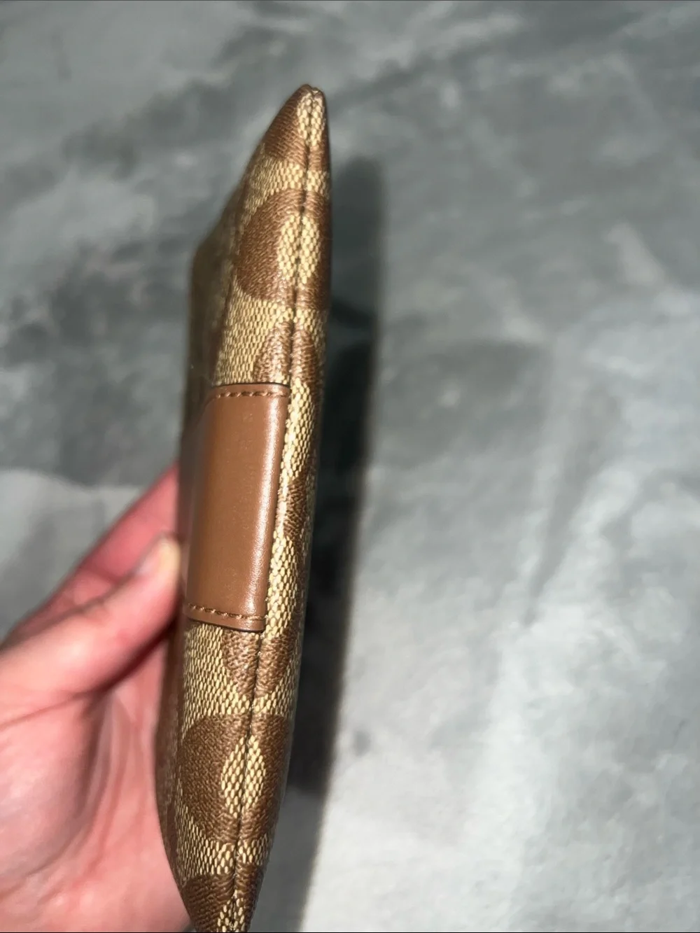 Coach strap easy