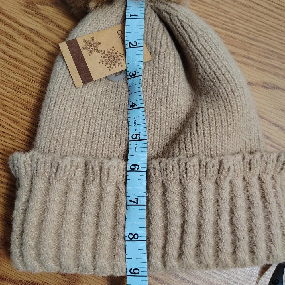 Classic Fashion womens knit