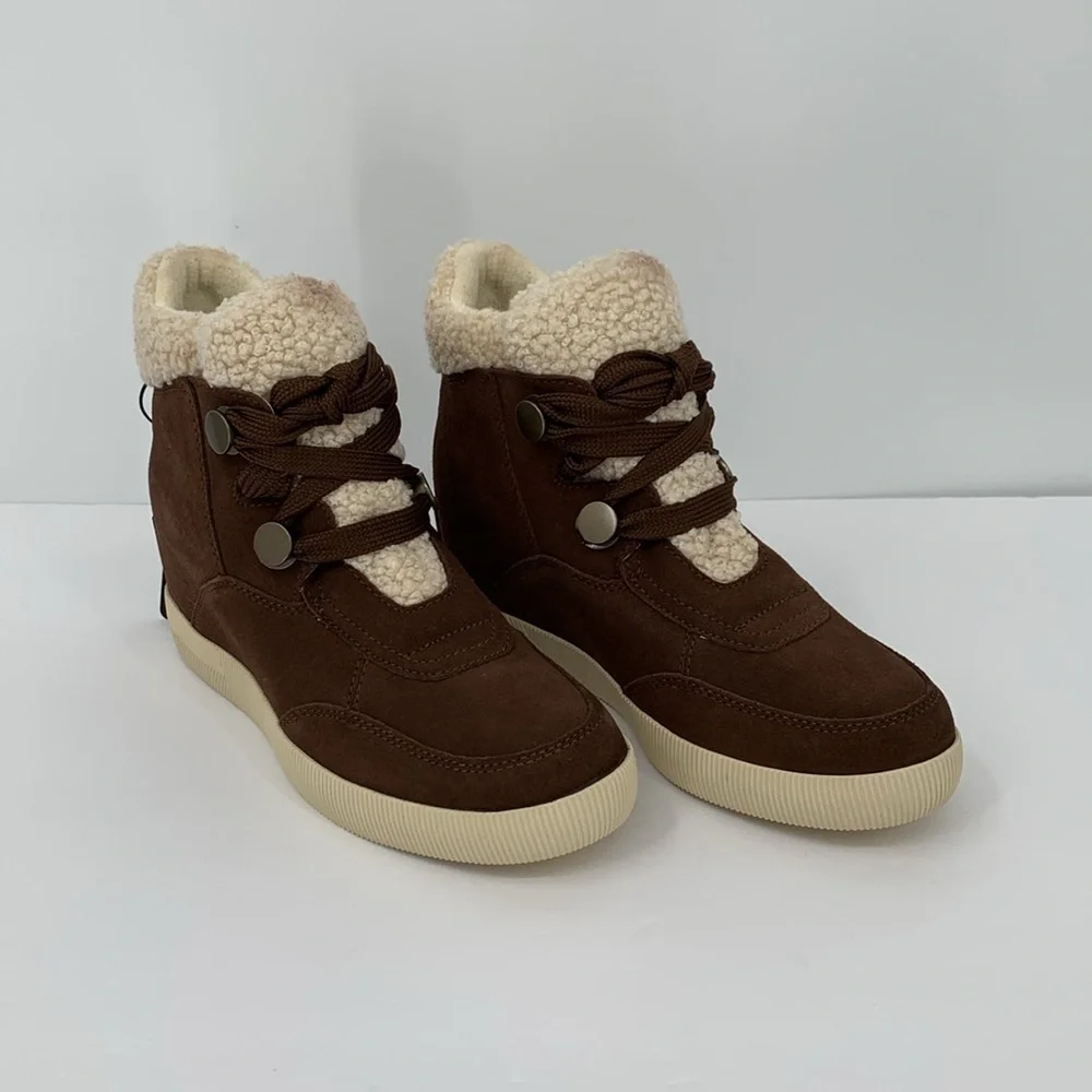 Sorel out about