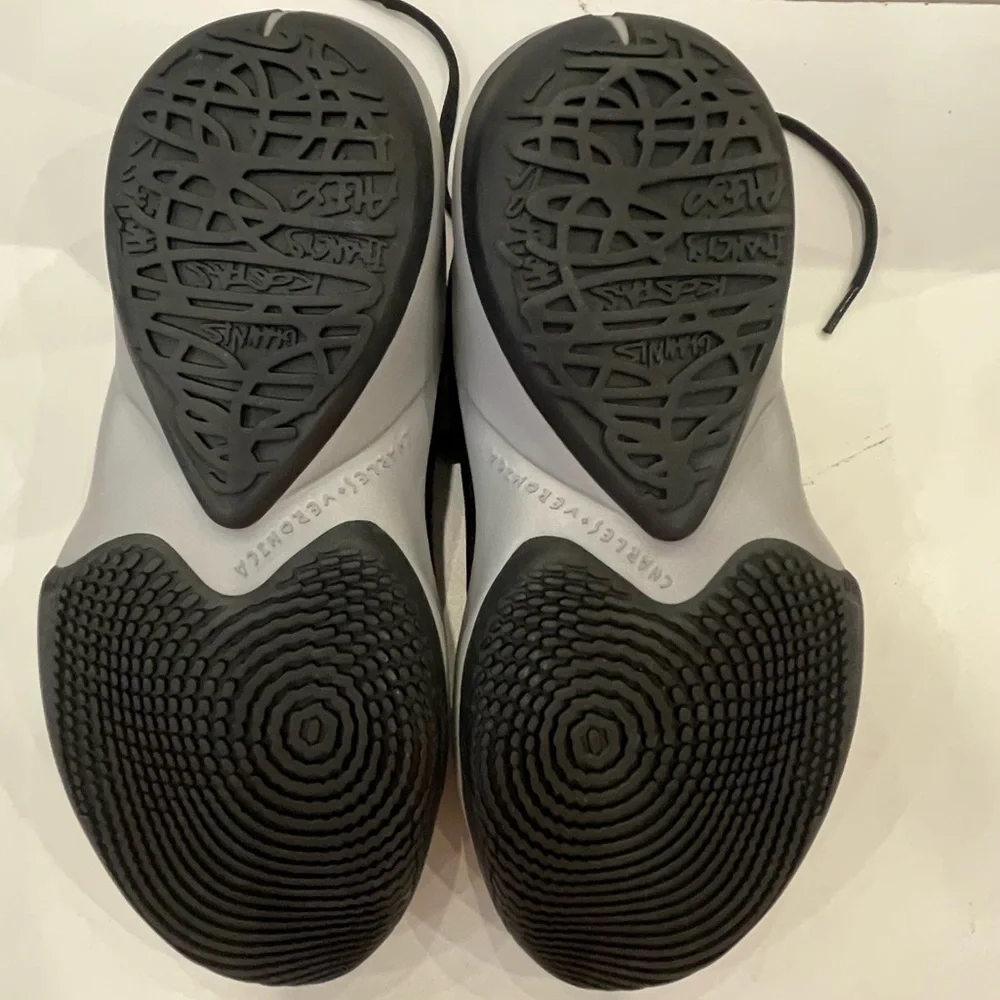 Nike stylish sneakers