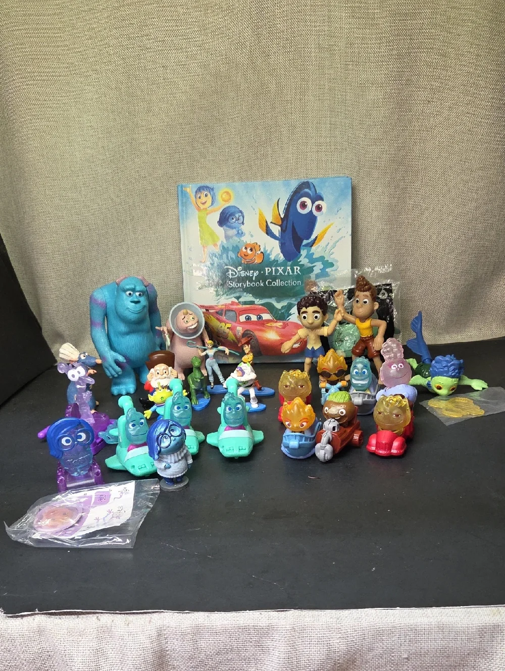 Disney‎ Pixar Bundle