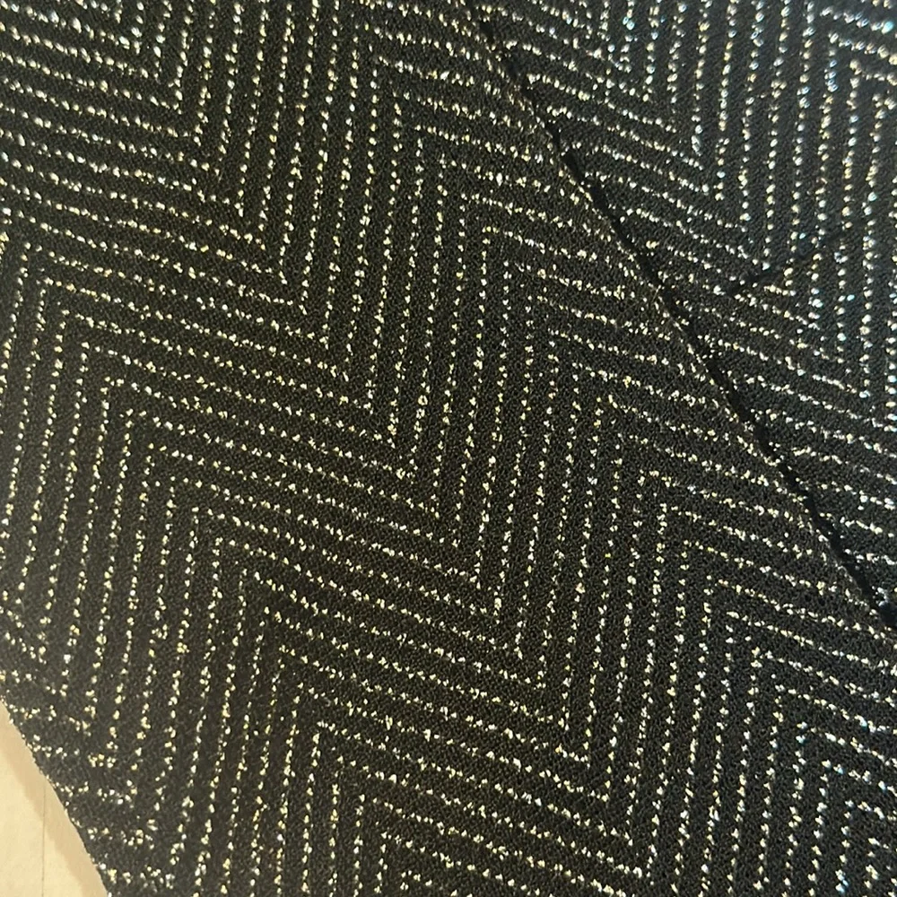 Zara excellent no