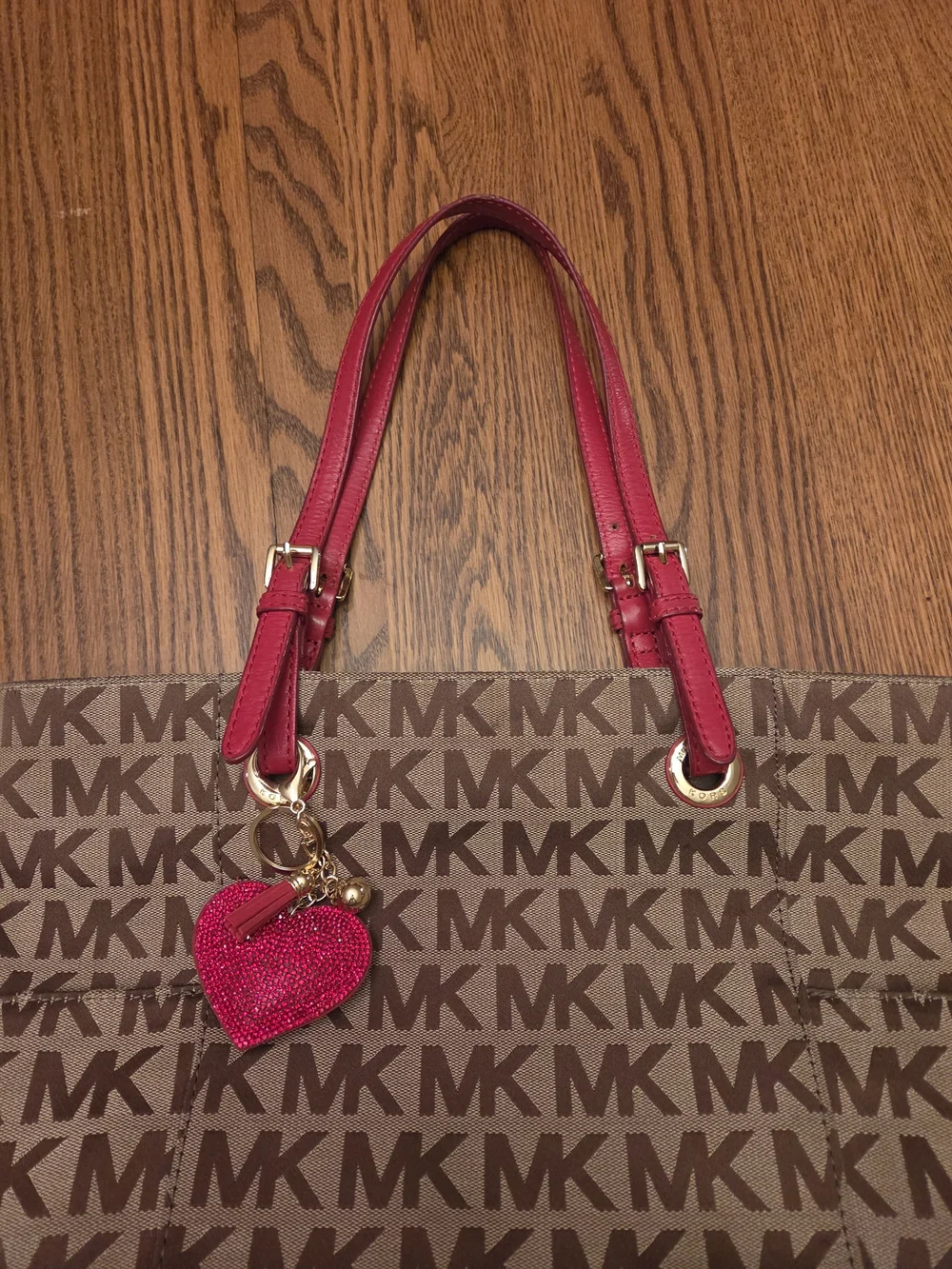 Michael Kors stylish michael