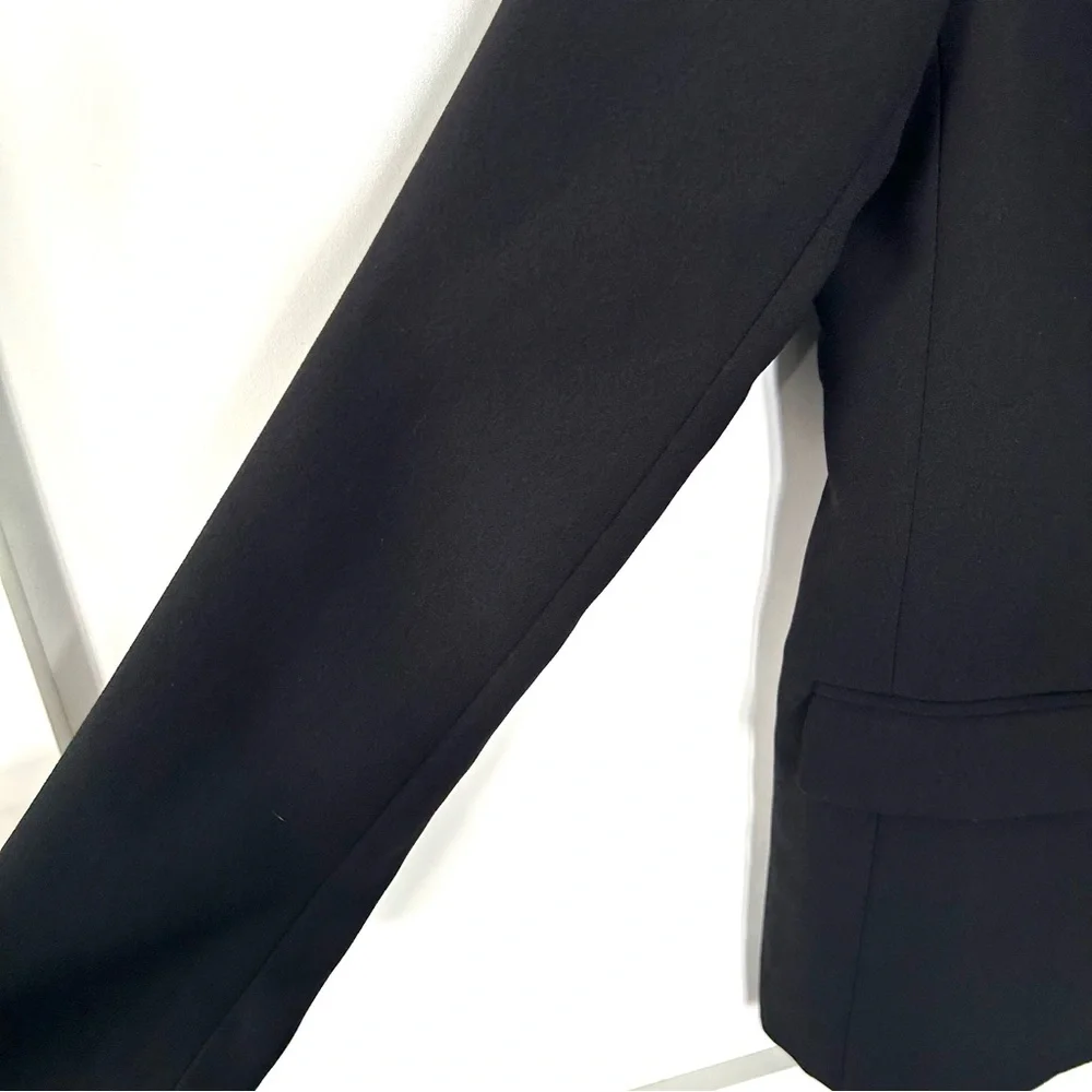 J. Crew Women's Black City Crepe Willa Blazer‎ in Size 2