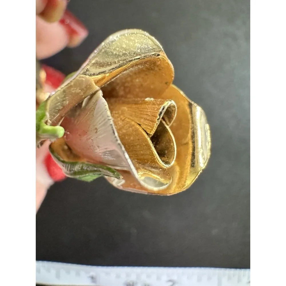 Vintage Giovanni Antonio Cerrito‎ Rose Brooch with Gold Tone on Edges