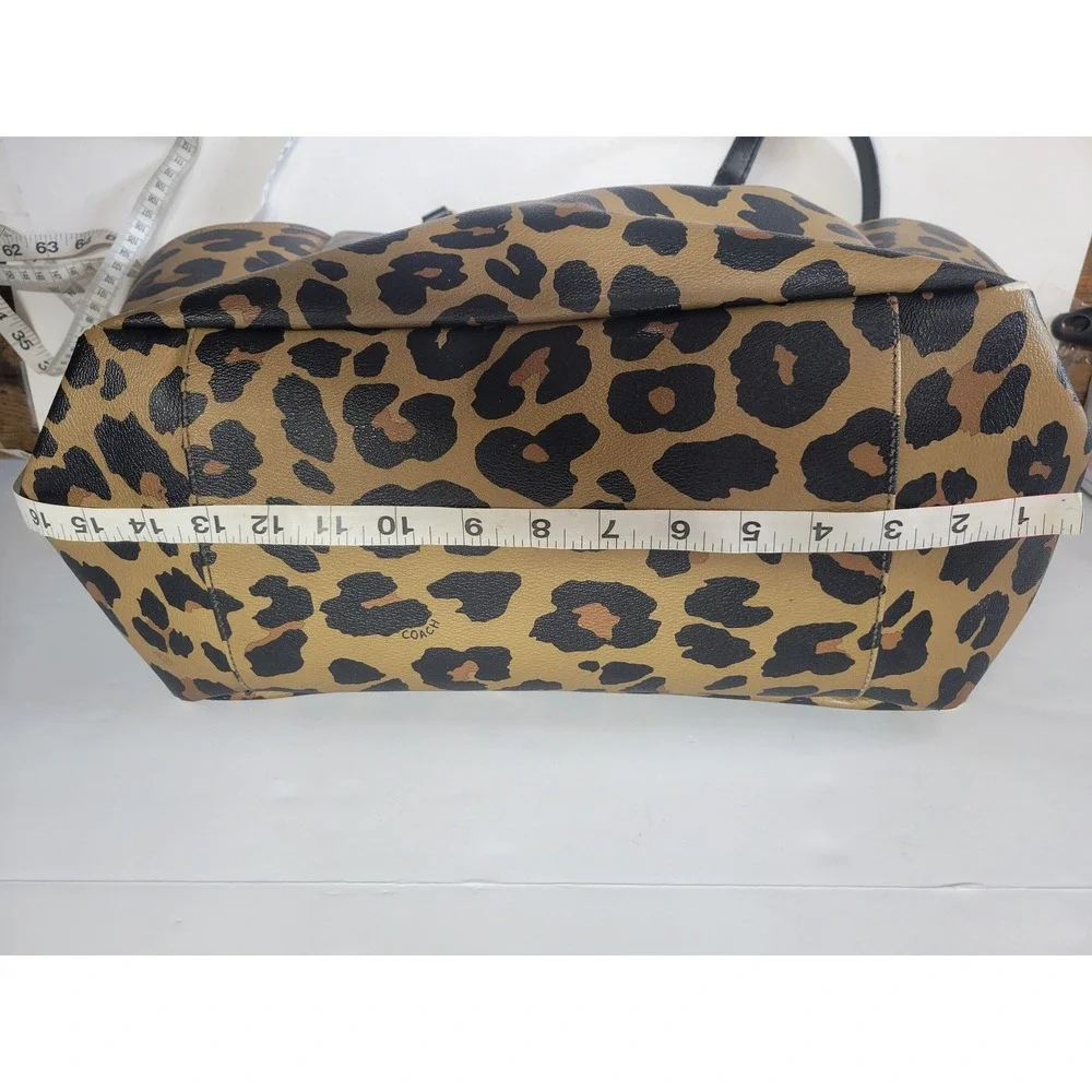Coach Leopard Print Tote Bag Black Leather Straps purse‎