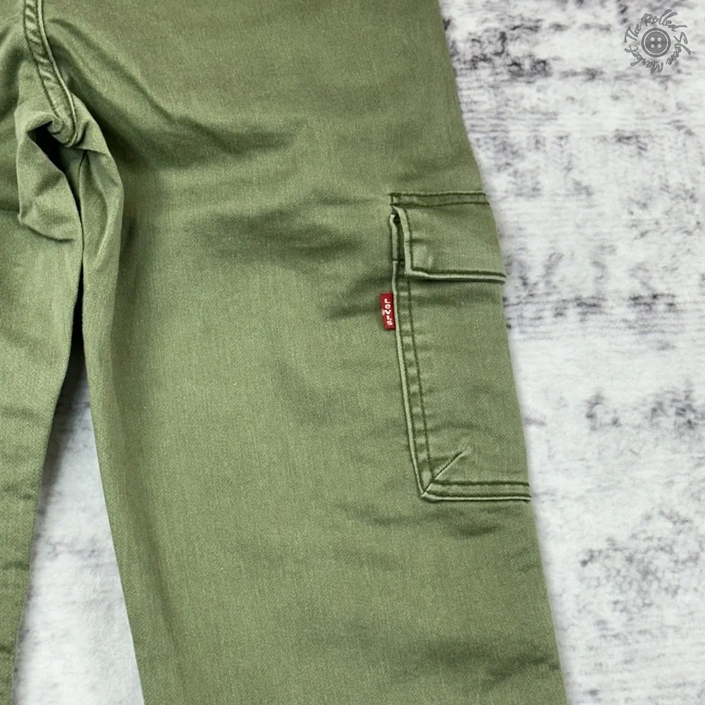 NWT Levi's Dobby Cargo Jogger Pants Boys Medium Olive Green Stretch MSRP‎ $48.00