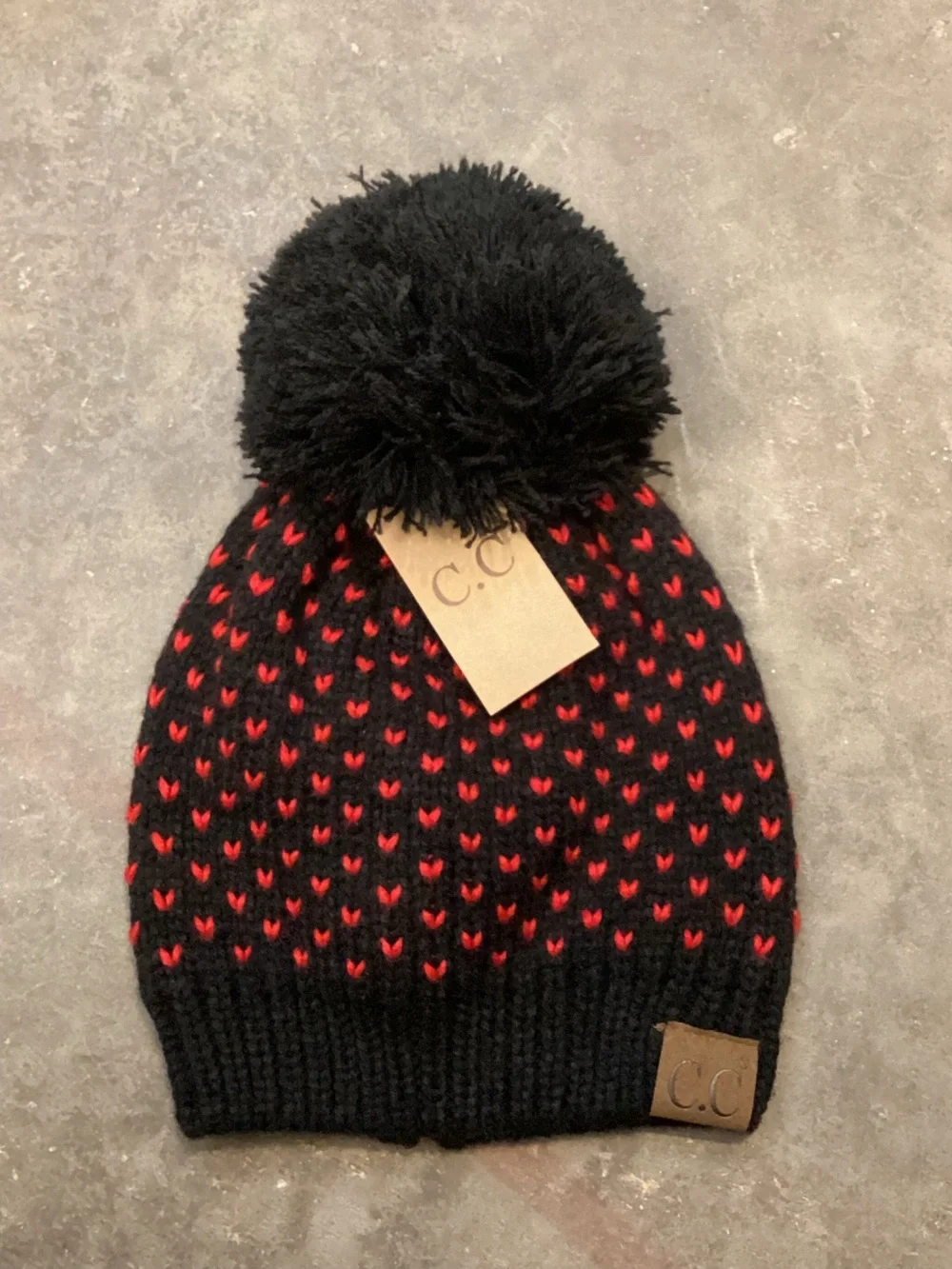 C.C Black Red Heart Stitch Pom Beanie Chunky Knit Winter Hat‎ NWT