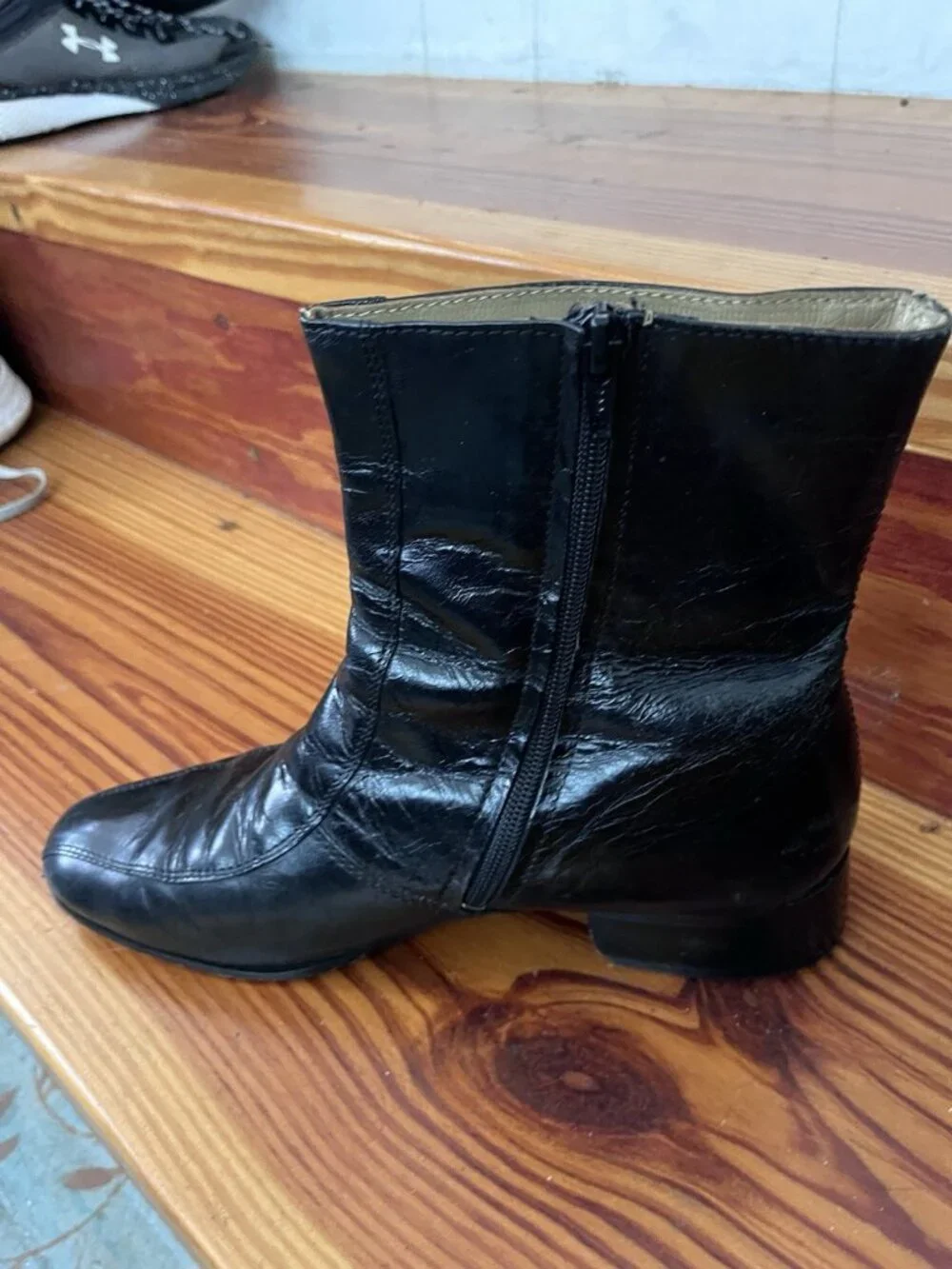 Unknown vintage men’s