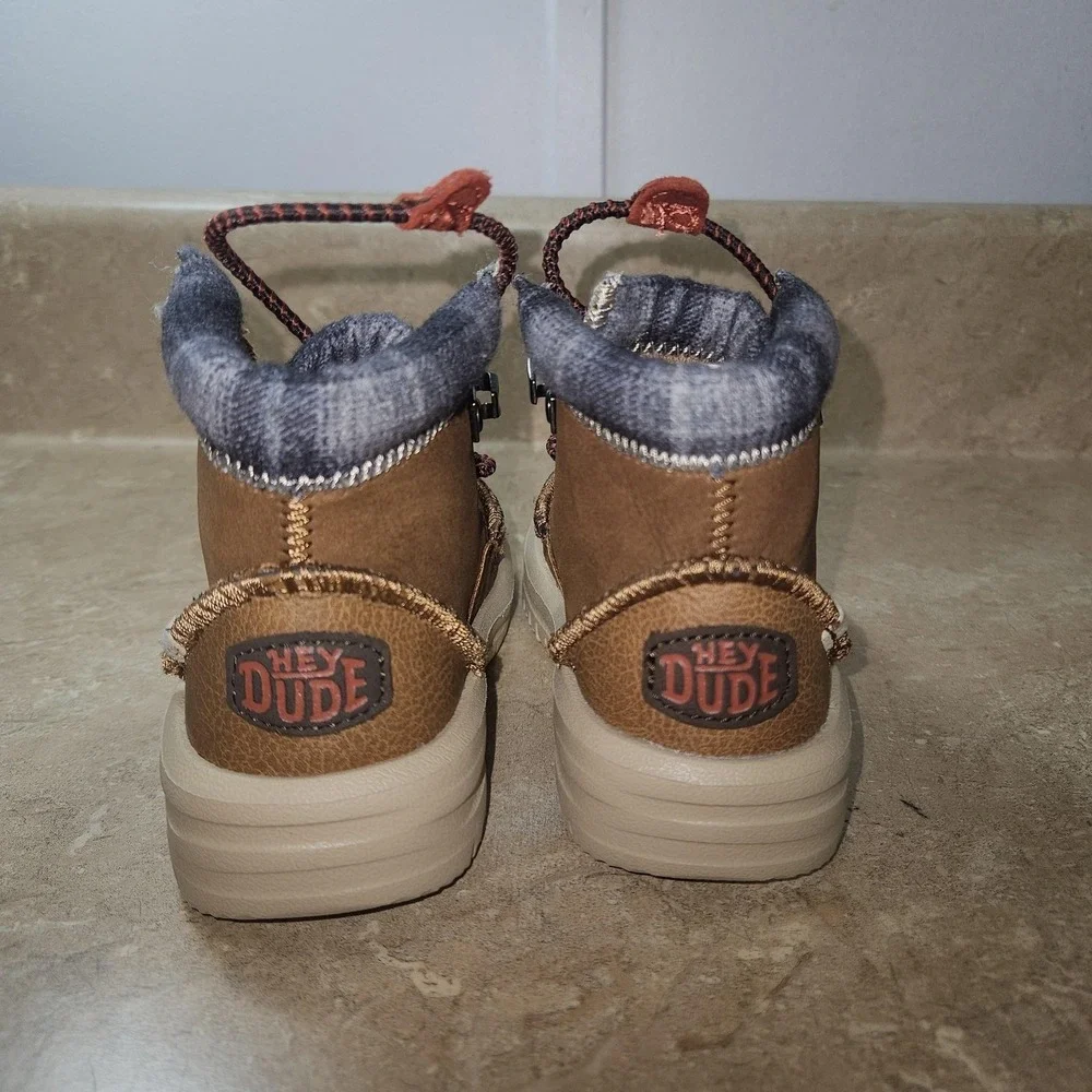 Hey Dude Boots Toddler Size 6 Brown Bradley T Classic‎ Bootie Walking Comfort