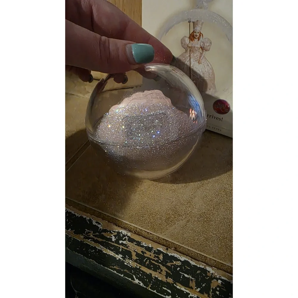 Hallmark stunning ornament
