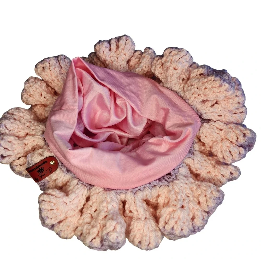 HANDMADE Crochet Ruffle Hat‎ Womens One Size Pink Purple Satin Lined Cap Bonnet