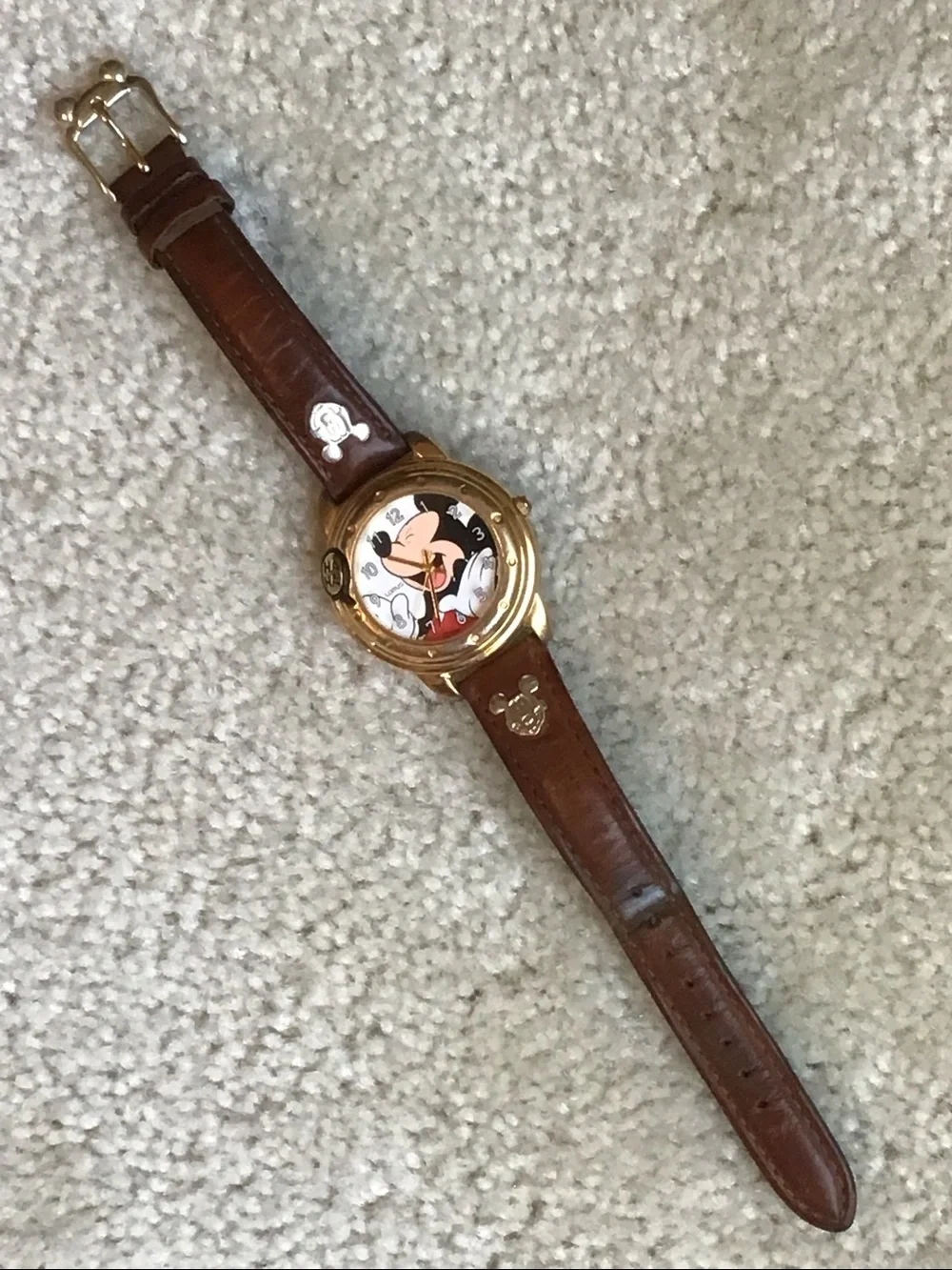 Vintage Lorus Laughing Mickey Mouse Watch V528-X001