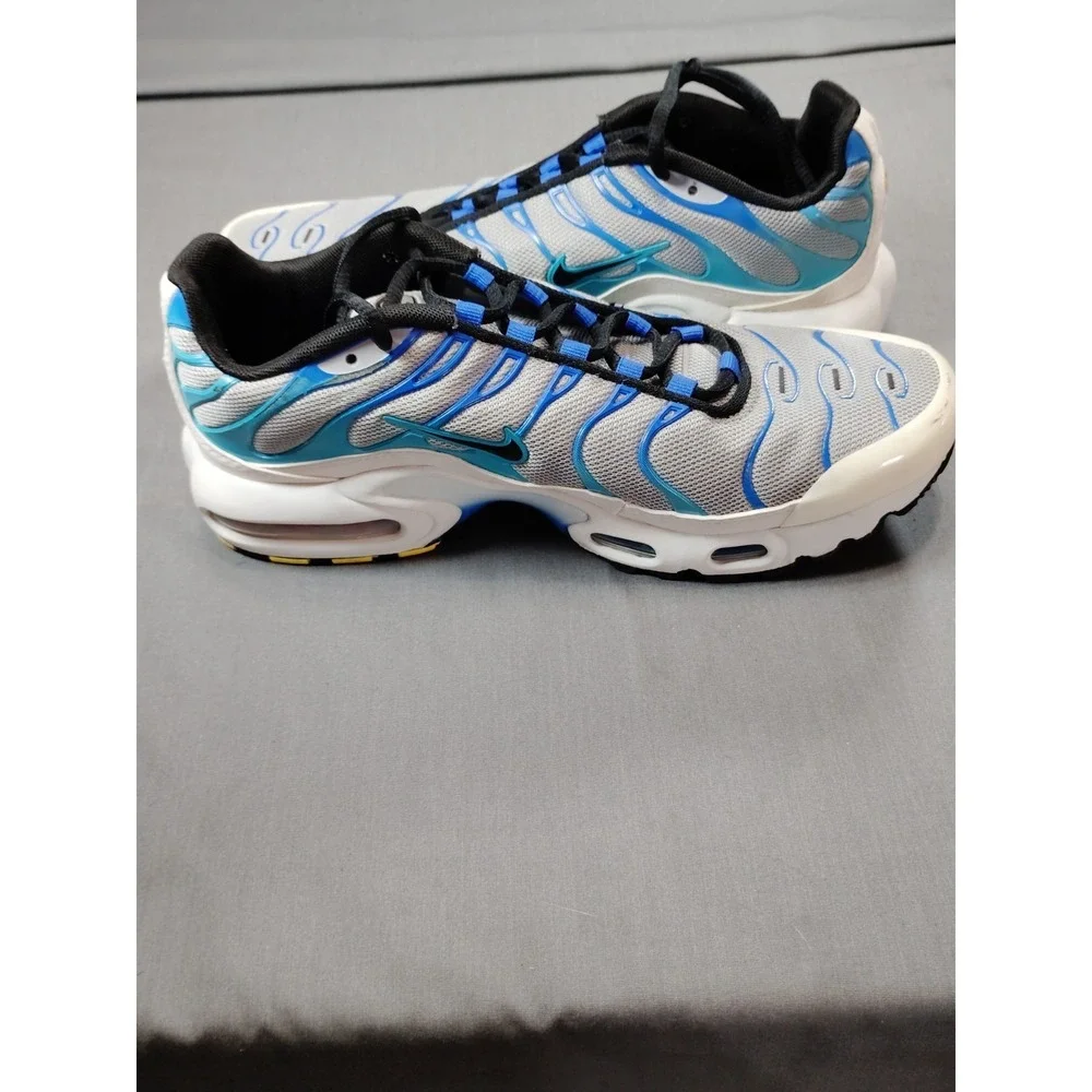 Nike Air Max Plus GS 7Y/WM 8.5 Grey Royal Blue CD0609‑019 Running Sneaker Shoes*