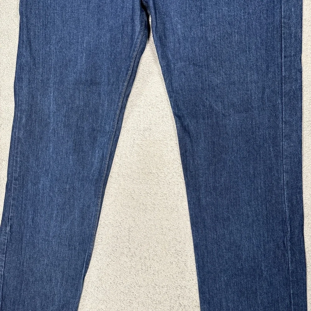Levis back waist