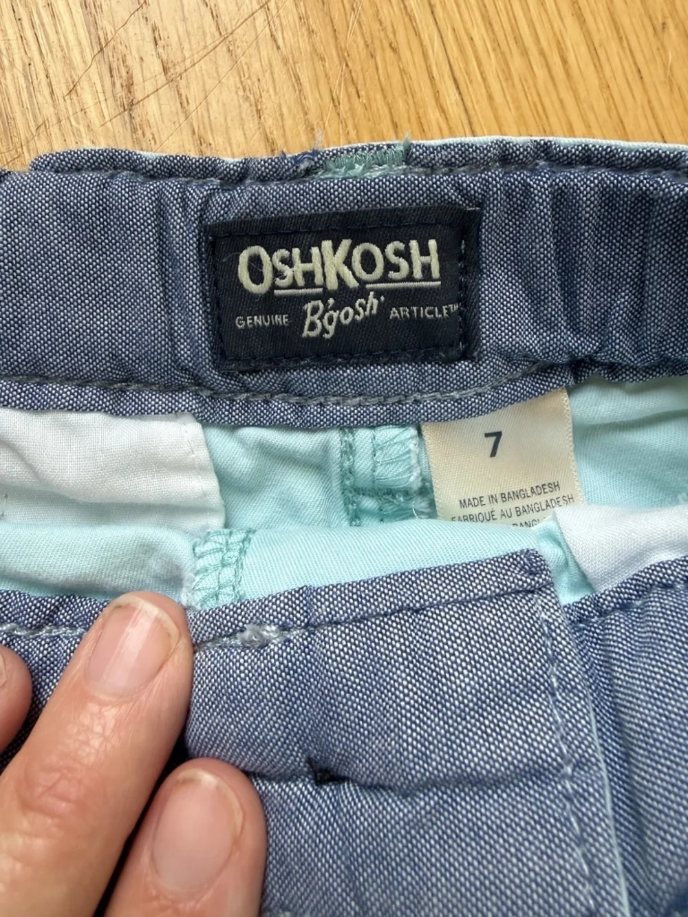 Oshkosh Boys Size 7 shorts Lake Blue Color 🌊
