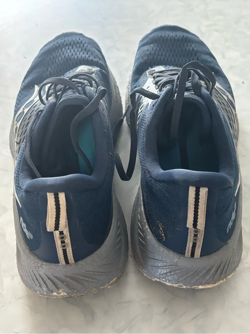Saucony