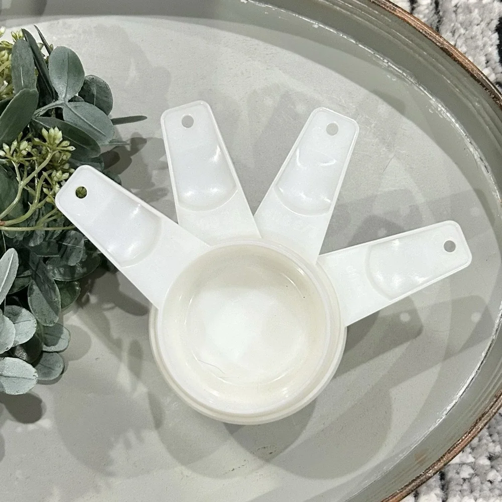 Vintage Tupperware White Replacement Measuring Cups Set ~ 1/3,‎ 1/2, 2/3, 1 CUP