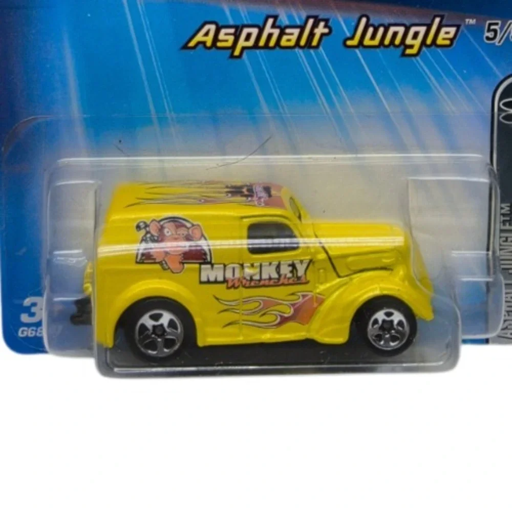 Hot Wheels here nikks