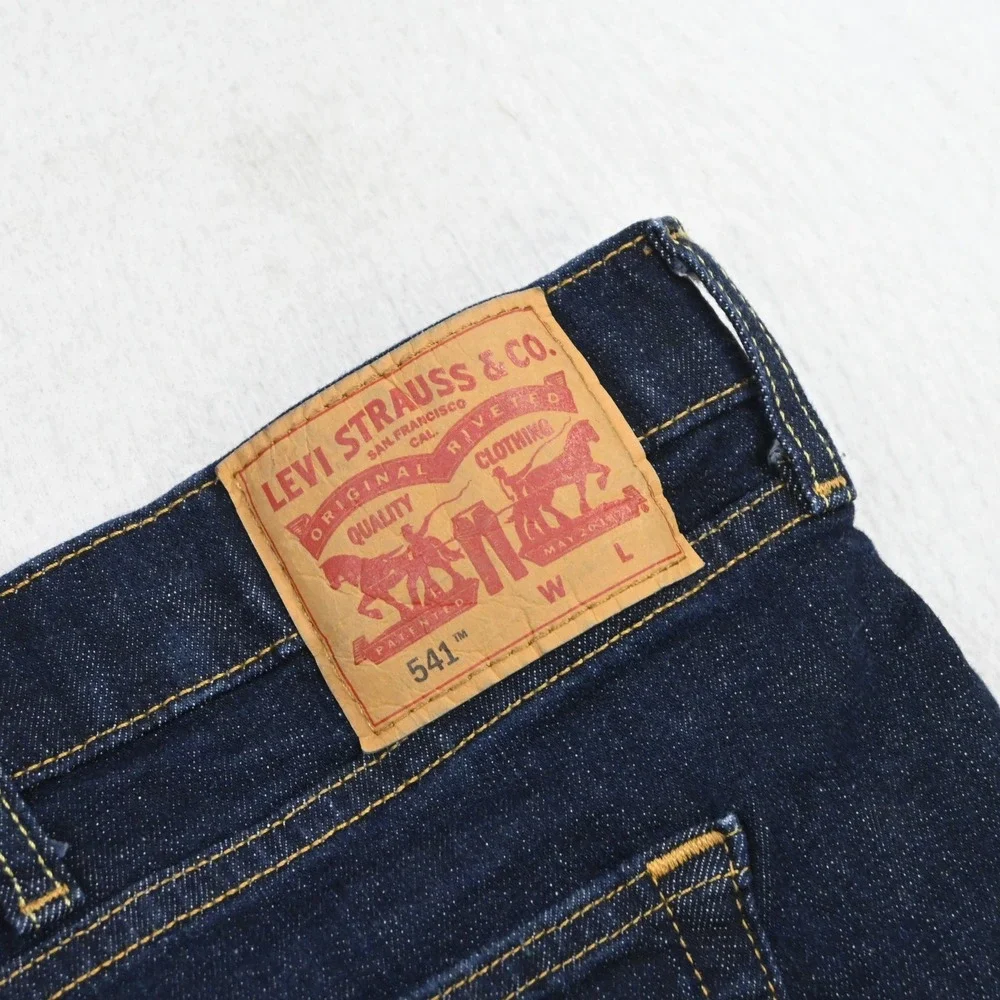 Levis levi 541