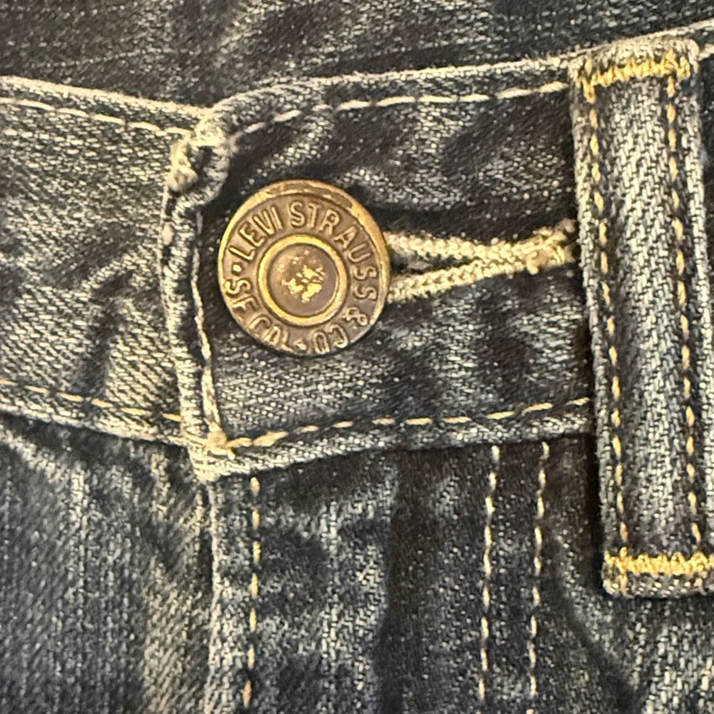 310 Levi’s 514 Slim Straight Jeans Men’s 28x28 Dark Wash Denim Classic Fit