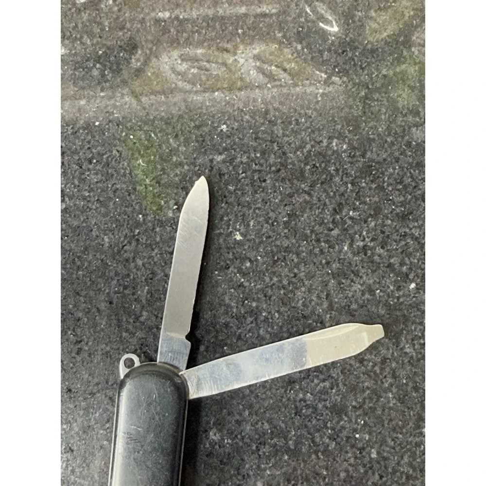 Victorinox swiss army