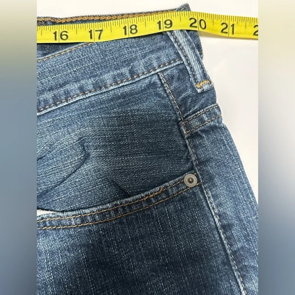 Levi's Relaxed Fit Blue Jeans for Men‎