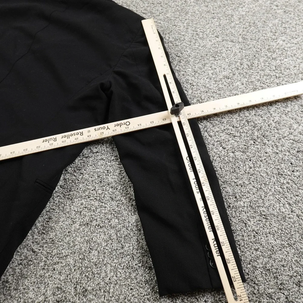 Armani Collezioni measurements are