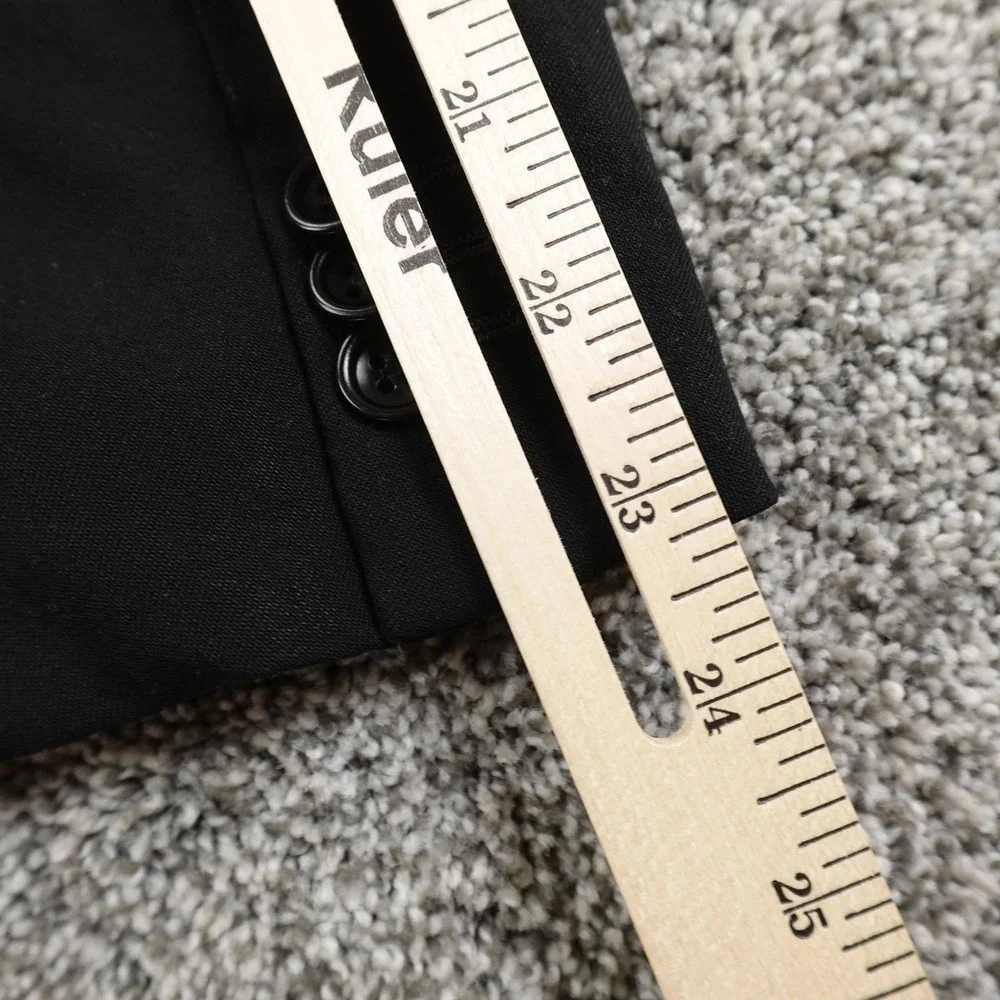 Armani Collezioni measurements are