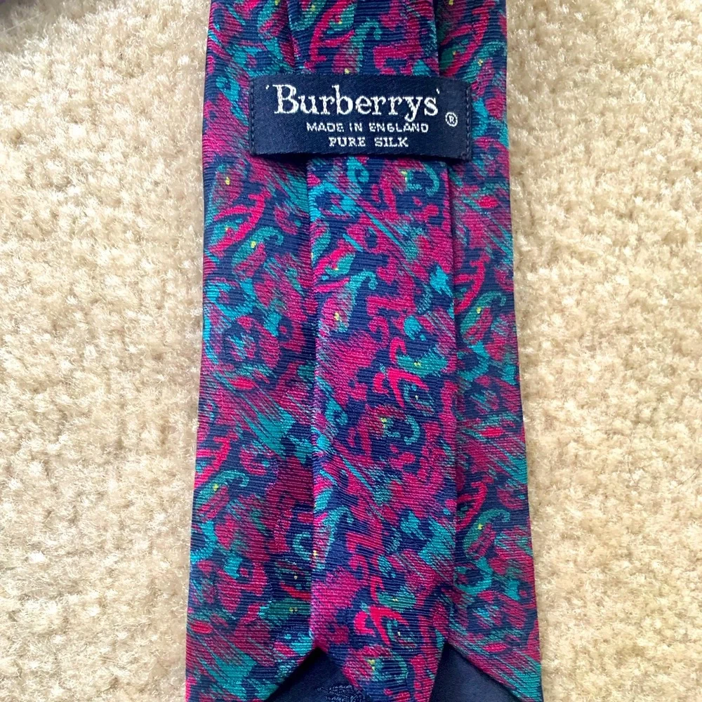 Burberry silk navy