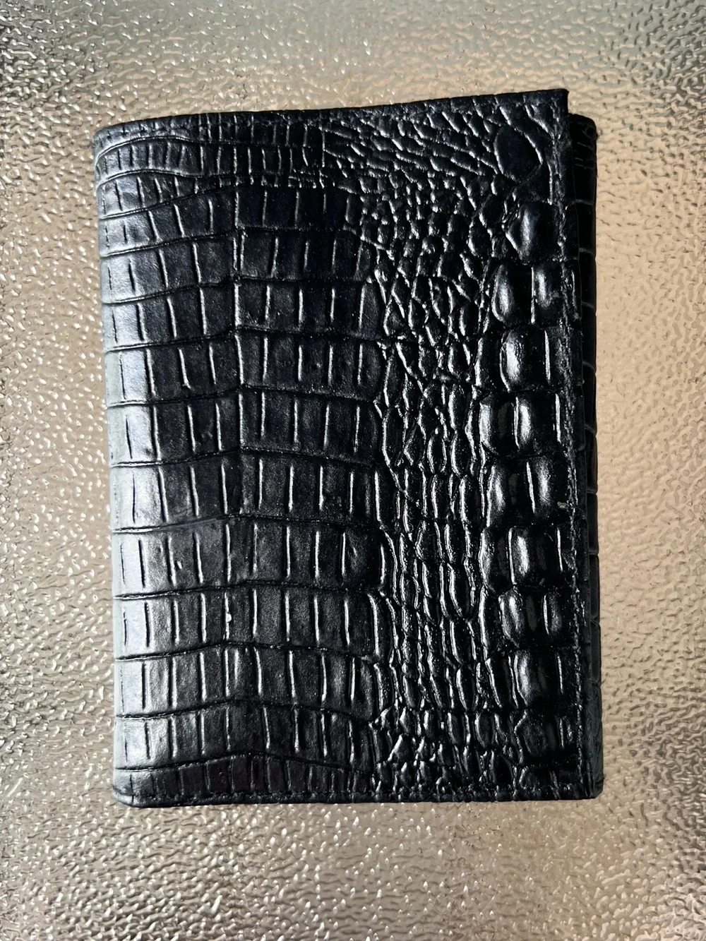 Classic Black Croc-Embossed Leather Men's Wallet-Card Holder