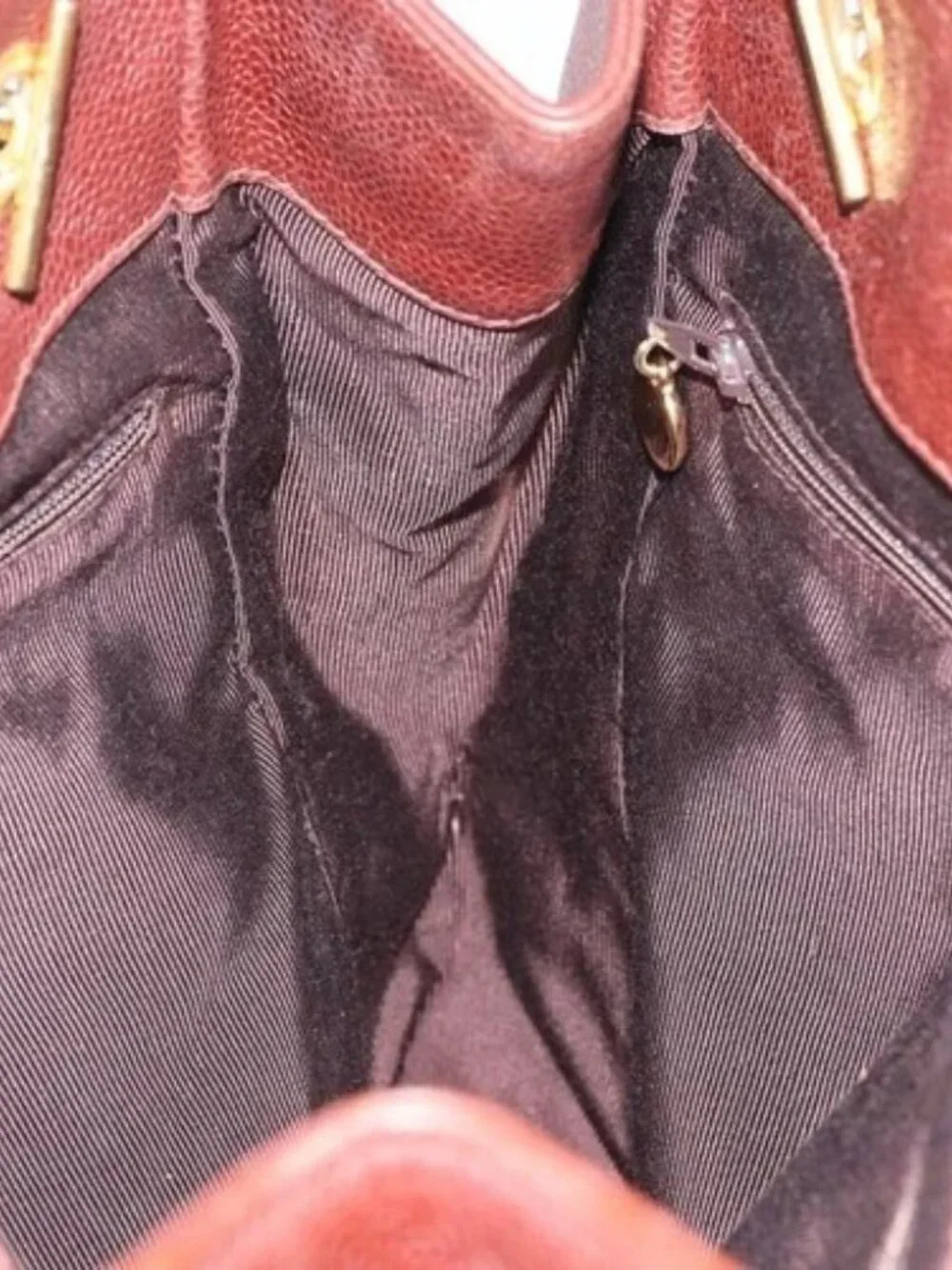 CHANEL brand	chanel color	brown