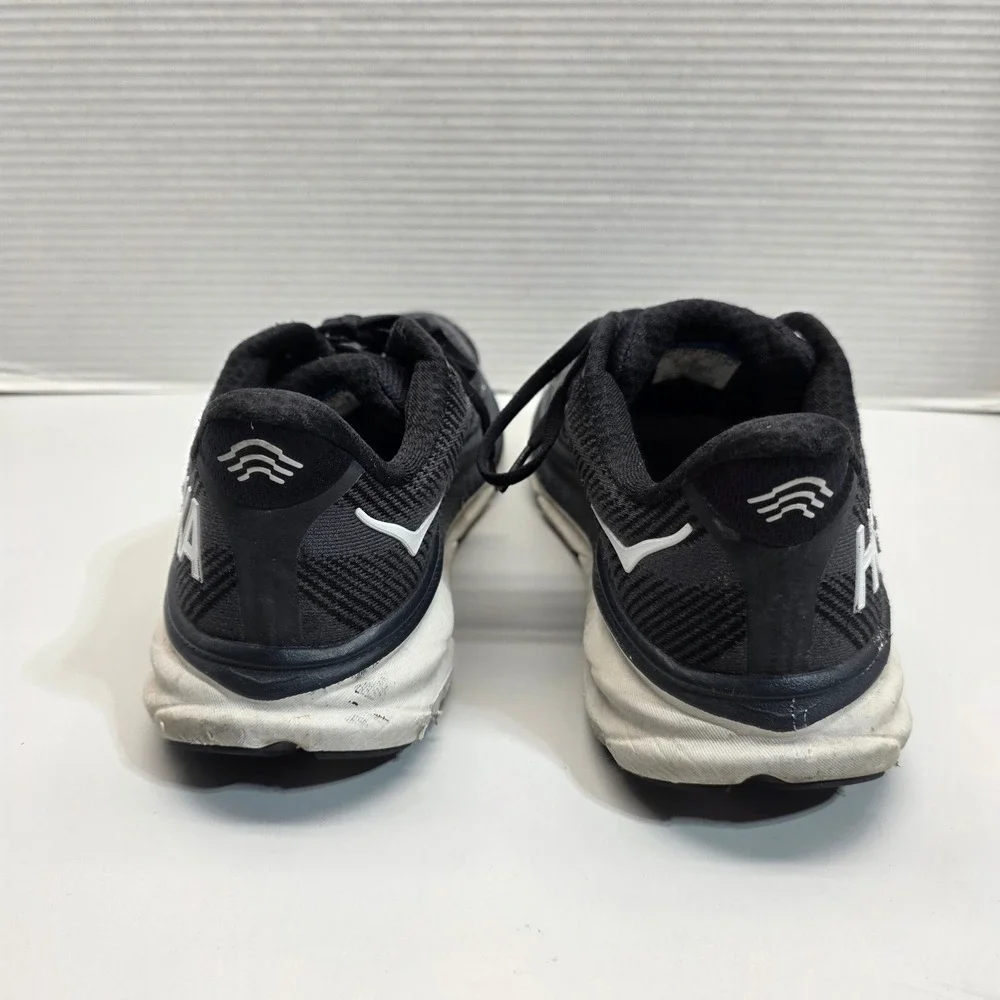 Hoka One One hoka clifton