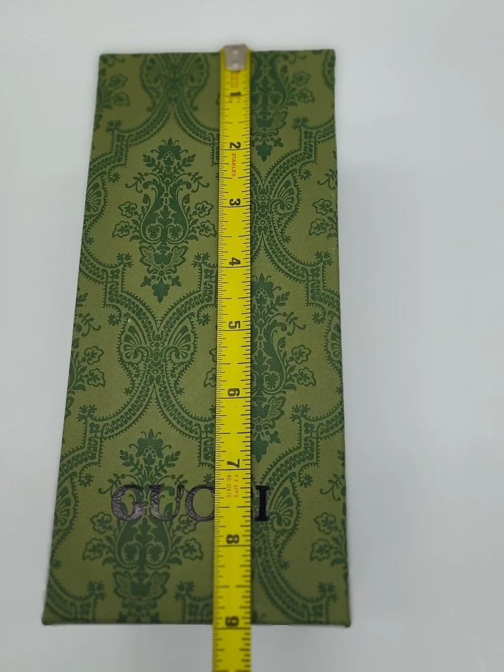 Gucci perfect ribbon