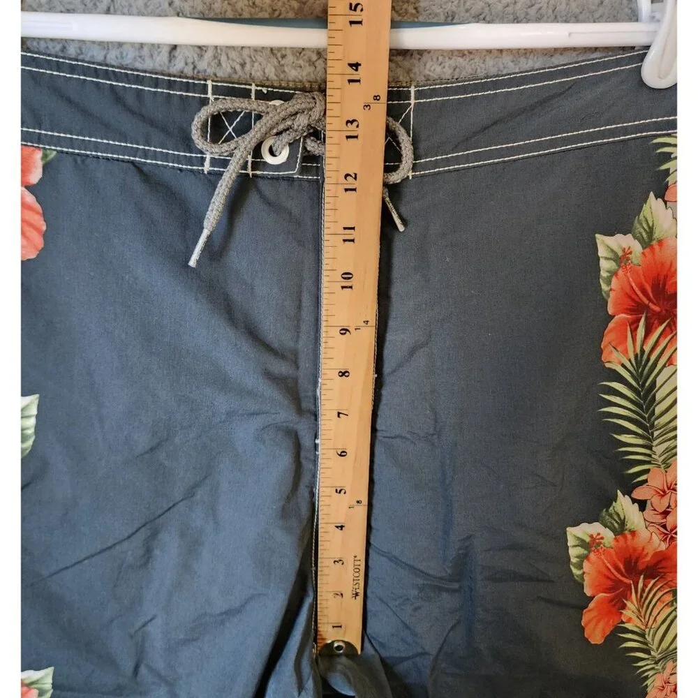 Tommy Bahama bahama tommy