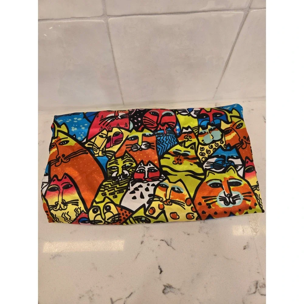 Unbranded vibrant square