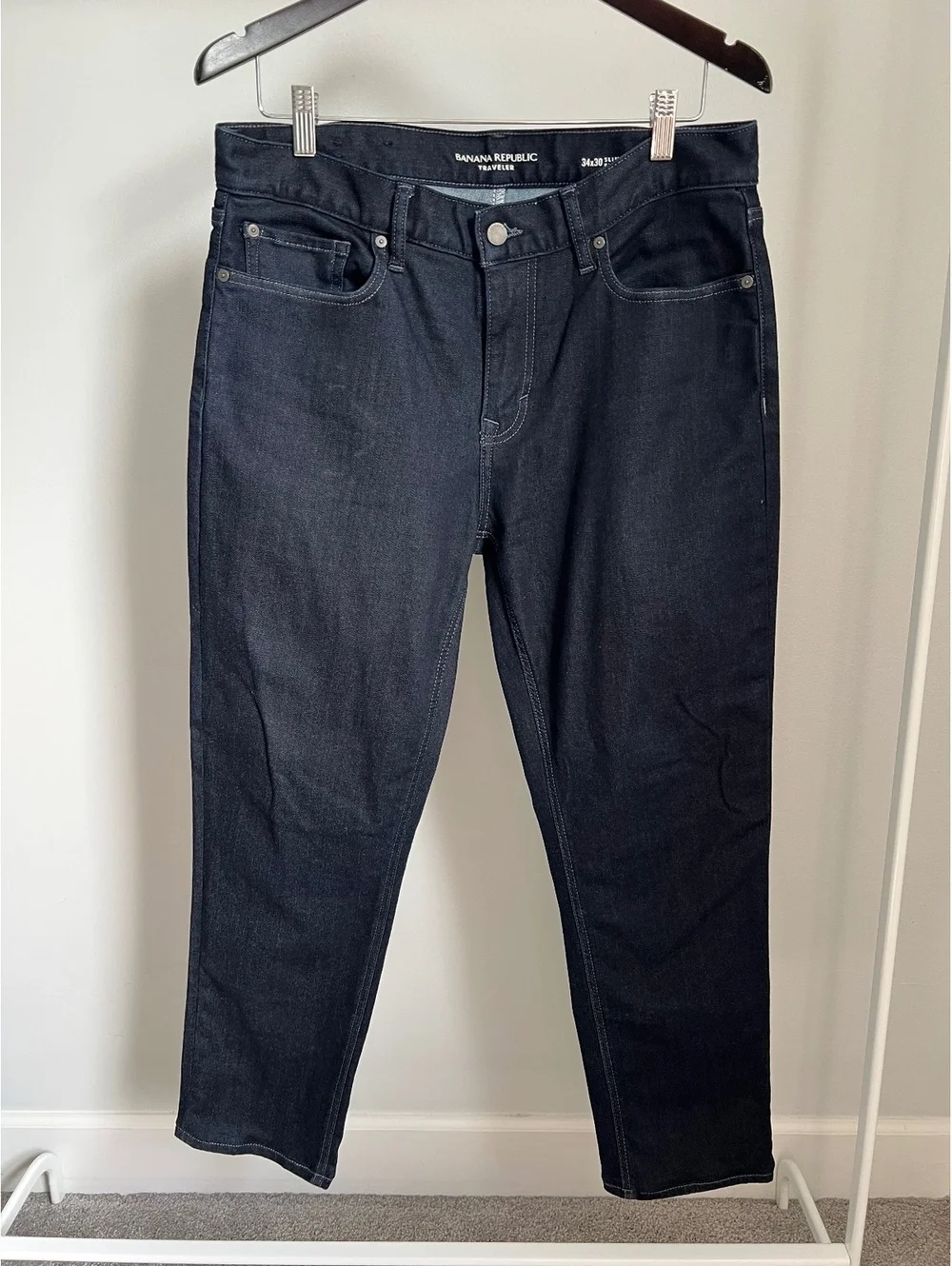 Banana Republic Traveler Jeans Men’s 34x30 Slim Fit Dark Wash Stretch Denim